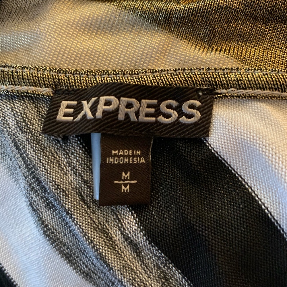 Gold Express Top - Picture 3 of 3